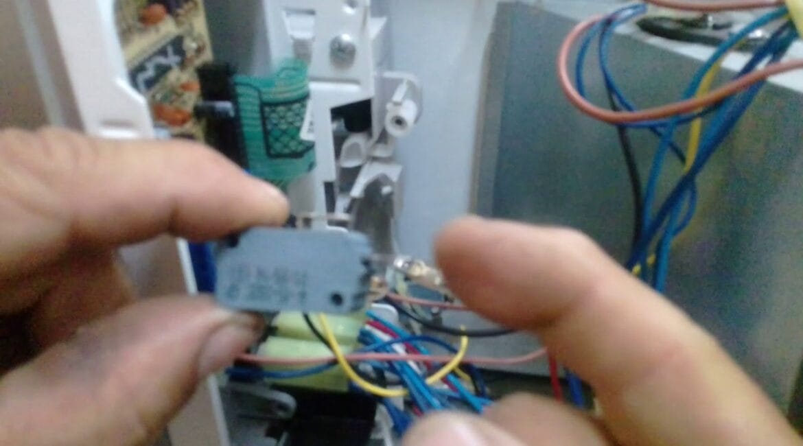 Micro-ondas Não Aquece